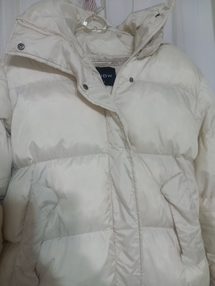 Beyaz Kadın Puff Mont, Midi Boy, Sokak Stili - Görsel 2