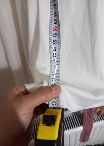 Beyaz V Yaka Kadın Tişört - Görsel 3