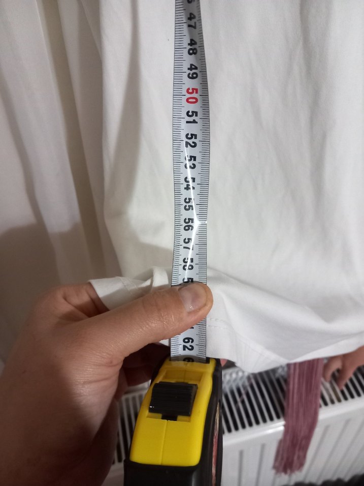 Beyaz V Yaka Kadın Tişört - Görsel 3