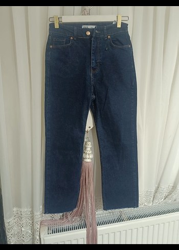 zara 36