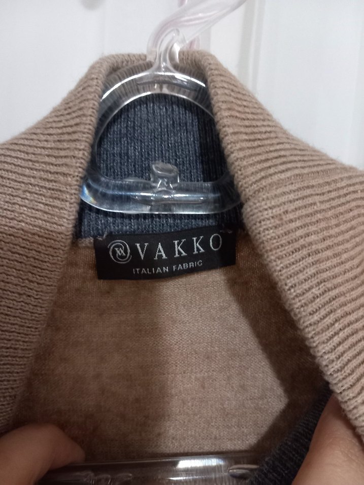 Kadın Bej Boğazlı Triko Kazak vakko - Görsel 4