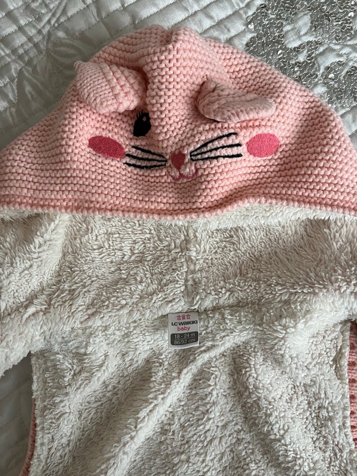 Kapüşonlu Pembe Örgü Kız Yeleği - Görsel 4