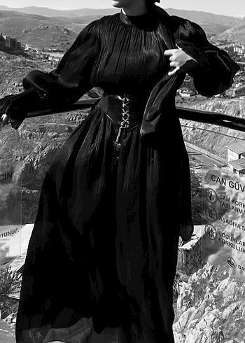 Uzun Siyah Gotik Deri Elbise şal hediye - Görsel 2