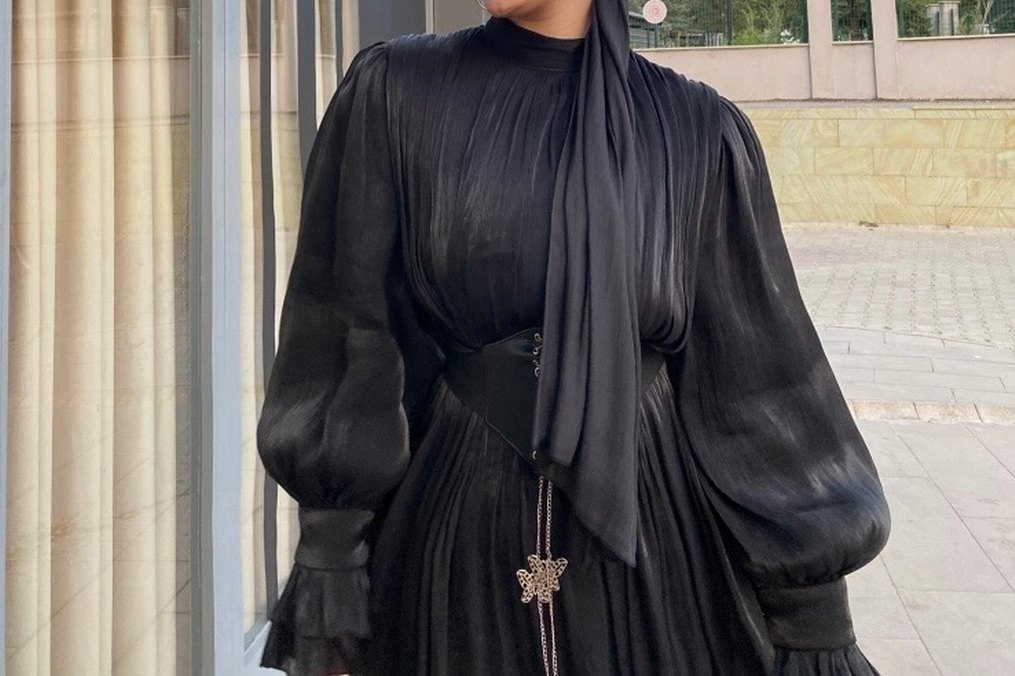 Uzun Siyah Gotik Deri Elbise şal hediye - Görsel 3