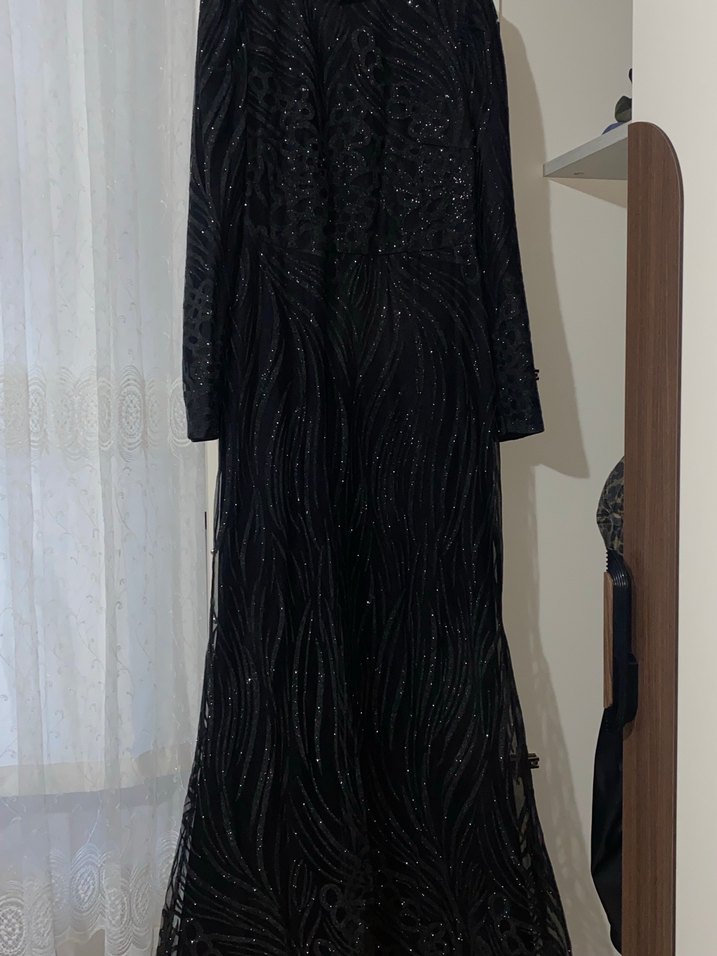 Siyah Drapeli Uzun Kollu Gotik Abiye Elbise 38-40 - Görsel 3