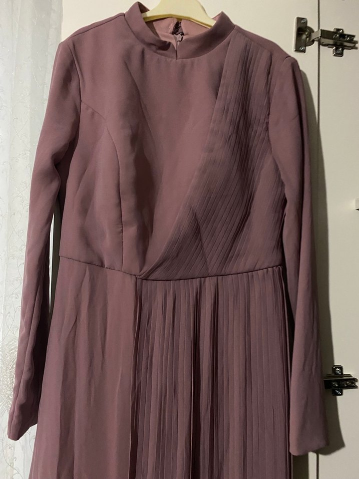 Kadın Bej Pilili Uzun Elbise38-40 bendene olur - Görsel 4