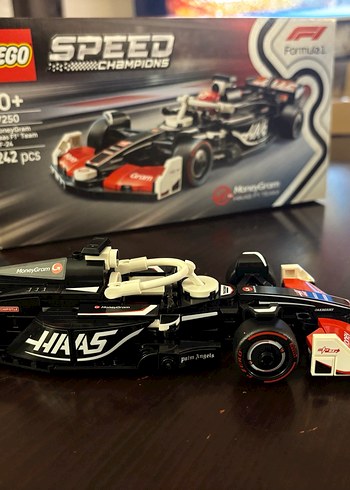 LEGO 77250 Speed Champions Şampiyonları MoneyGram Haas Yarış - Görsel 4