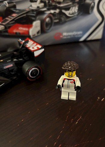 LEGO 77250 Speed Champions Şampiyonları MoneyGram Haas Yarış - Görsel 10