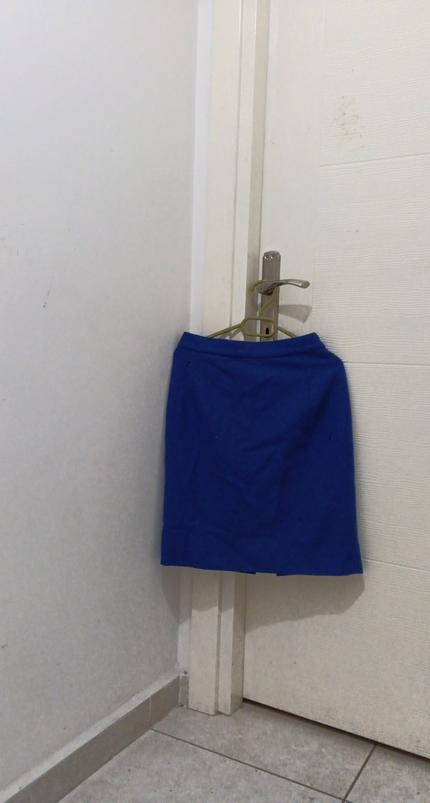 kışlık yırtmaçlı etek çok şık duruyor - Görsel 3