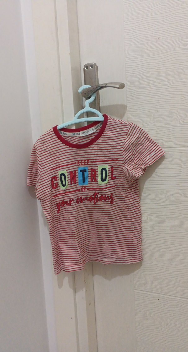 Kız Çocuk Kırmızı Çizgili Pamuklu Tişört - Görsel 2