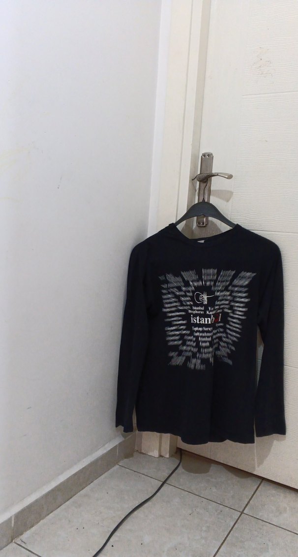 zincir detaylı siyah uzun kollu sweatshirt - Görsel 4