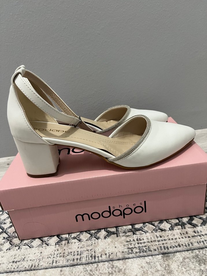 Beyaz Tokalı Kadın Topuklu Abiye Ayakkabı - Görsel 2