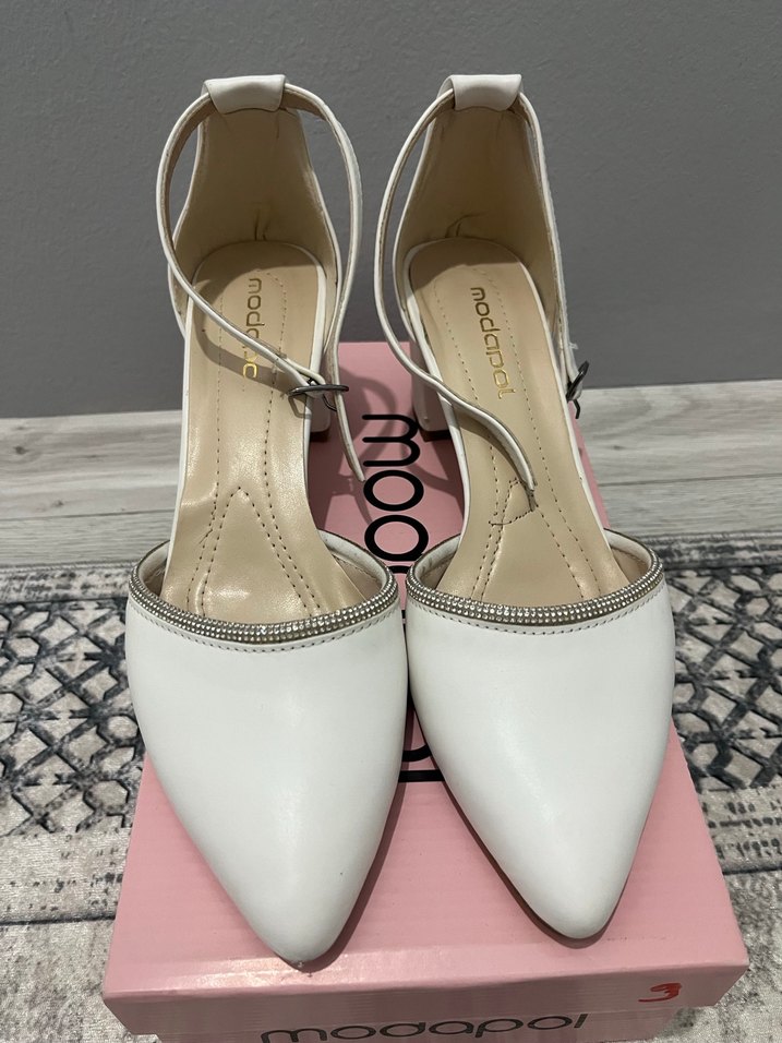 Beyaz Tokalı Kadın Topuklu Abiye Ayakkabı - Görsel 3