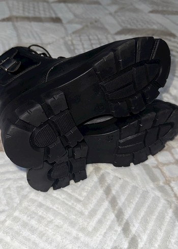 Siyah Goth Tarzı Lastik Kadın Bot 37 numara - Görsel 4