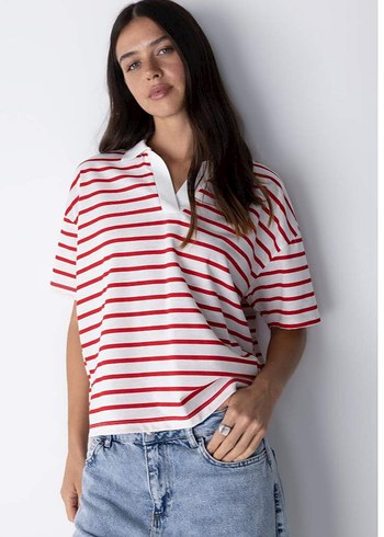 Kadın Beyaz Kırmızı Çizgili Kısa Kollu tişört - Görsel 2