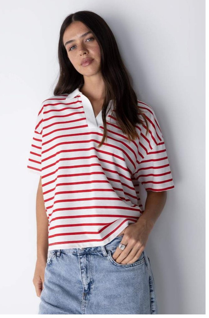 Kadın Beyaz Kırmızı Çizgili Kısa Kollu tişört - Görsel 2