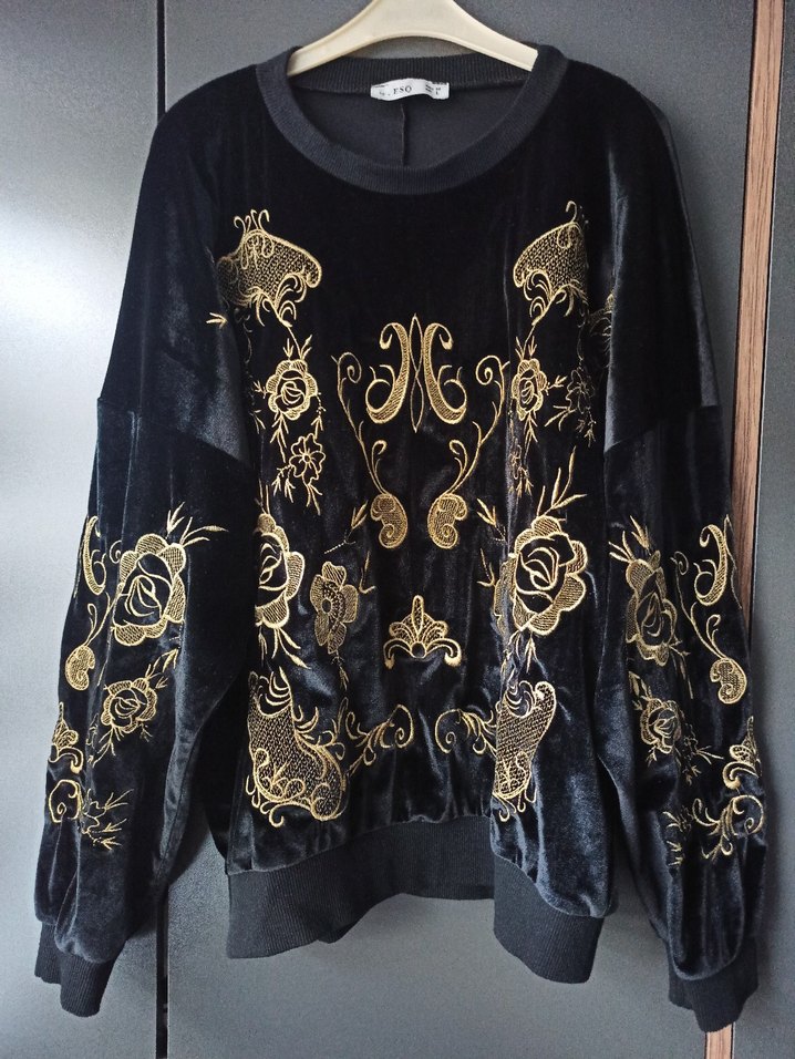 Dantel Detaylı İşlemeli Siyah Kadın Sweatshirt - Görsel 2