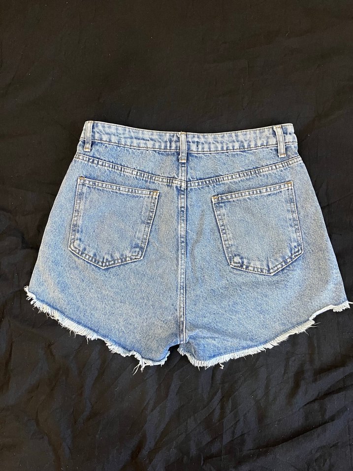 Mavi Yırtık Mini Kot Şort - Görsel 3