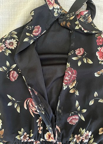 Çiçek Desenli Elbise - Görsel 5