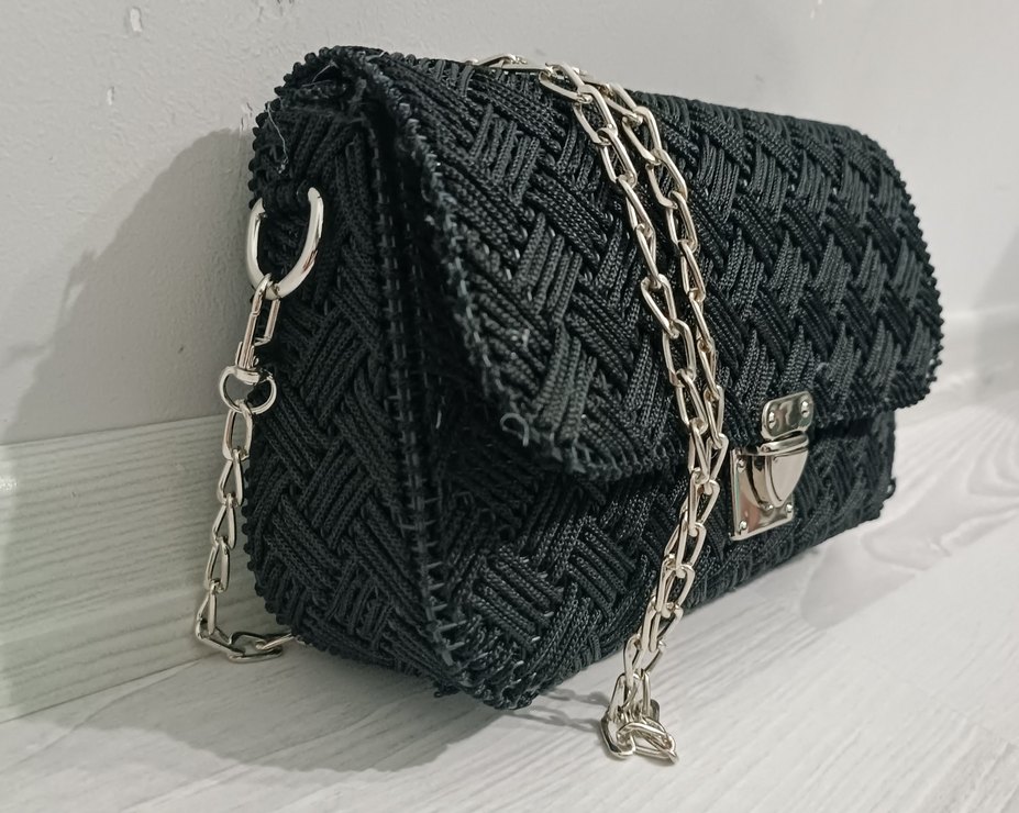 Zincir Detaylı Siyah Deri Kadın Çanta - Görsel 2