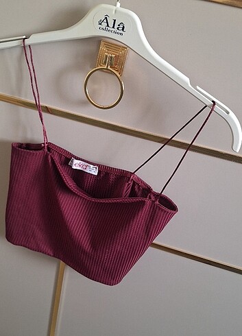  Bordo Crop