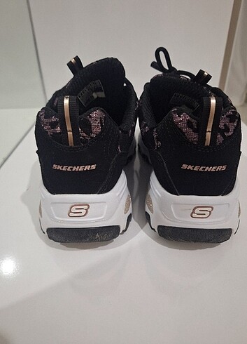 37 Beden Skechers bayan spor ayakkabısı