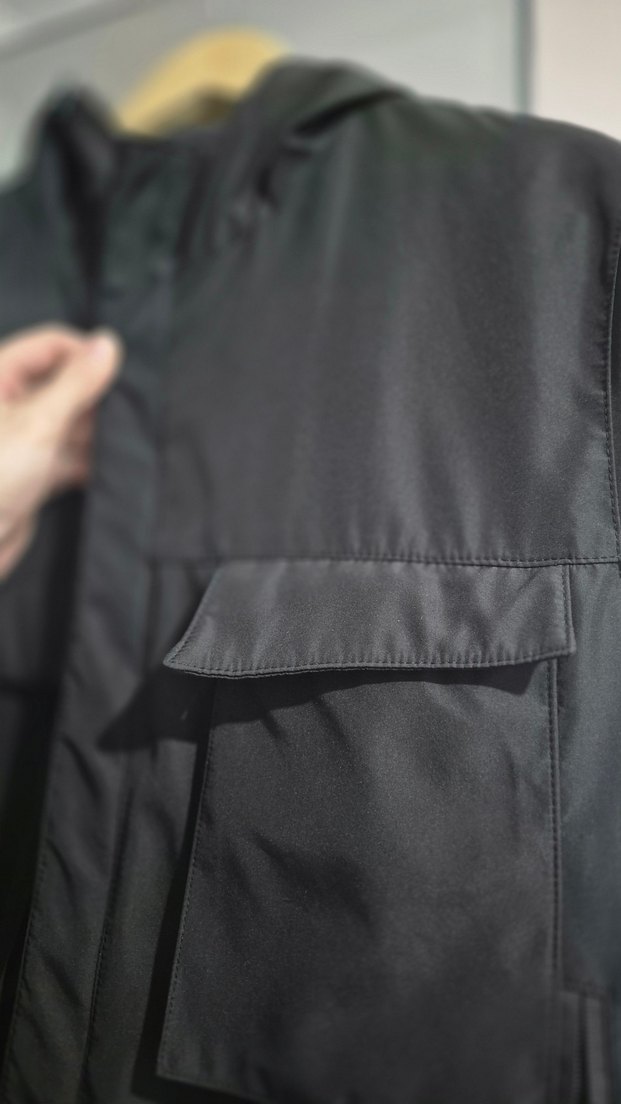 Siyah Kapüşonlu Erkek Mont - Görsel 4