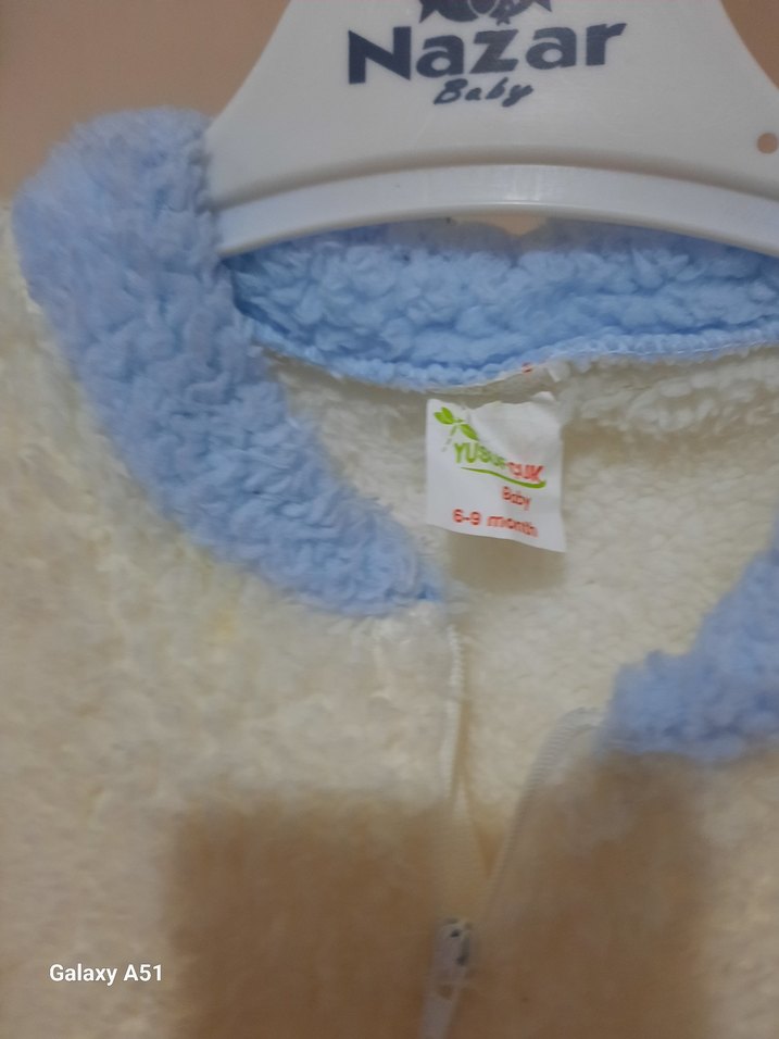 Bebek Erkek Beyaz Peluş Tulum Ayıcık Detaylı - Görsel 4