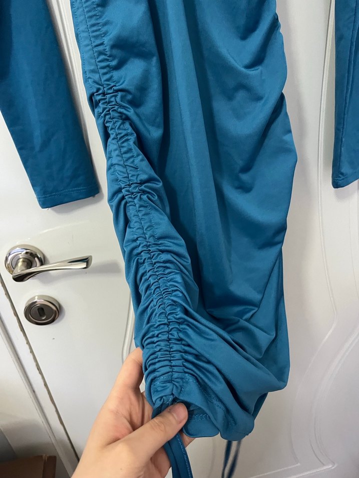 Mavi Drapeli V Yakalı Boyu Ayarlanabilir Mini Elbise - Görsel 3