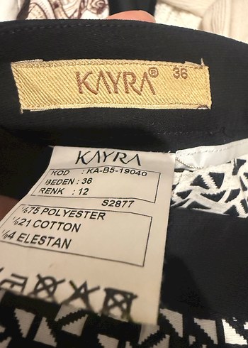 Kayra 36 Beden Kadın Siyah Yılan Desenli Midi Kumaş Pantolon - Görsel 2