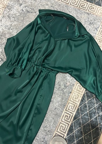 Parlak Yeşil Uzun Drapeli Kadın Elbise - Görsel 2