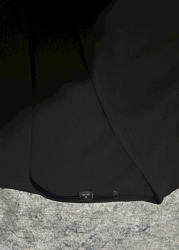 Siyah V Yaka Drapeli Kadın Bluz - Görsel 2