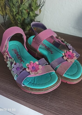 27 Beden Kız çocuk sandalet