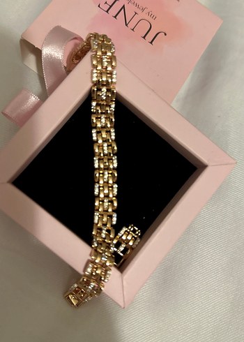 Zincir Detaylı Parlak Altın Kadın Bileklik - Görsel 2