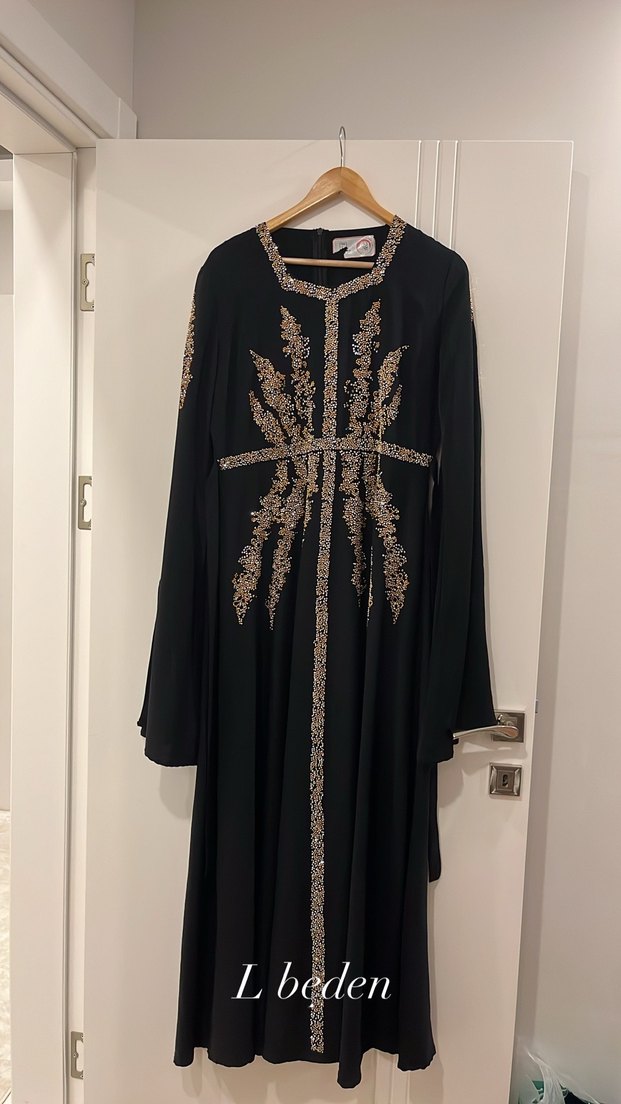 Boncuk İşlemeli Siyah Uzun Kadın Elbise - Görsel 2