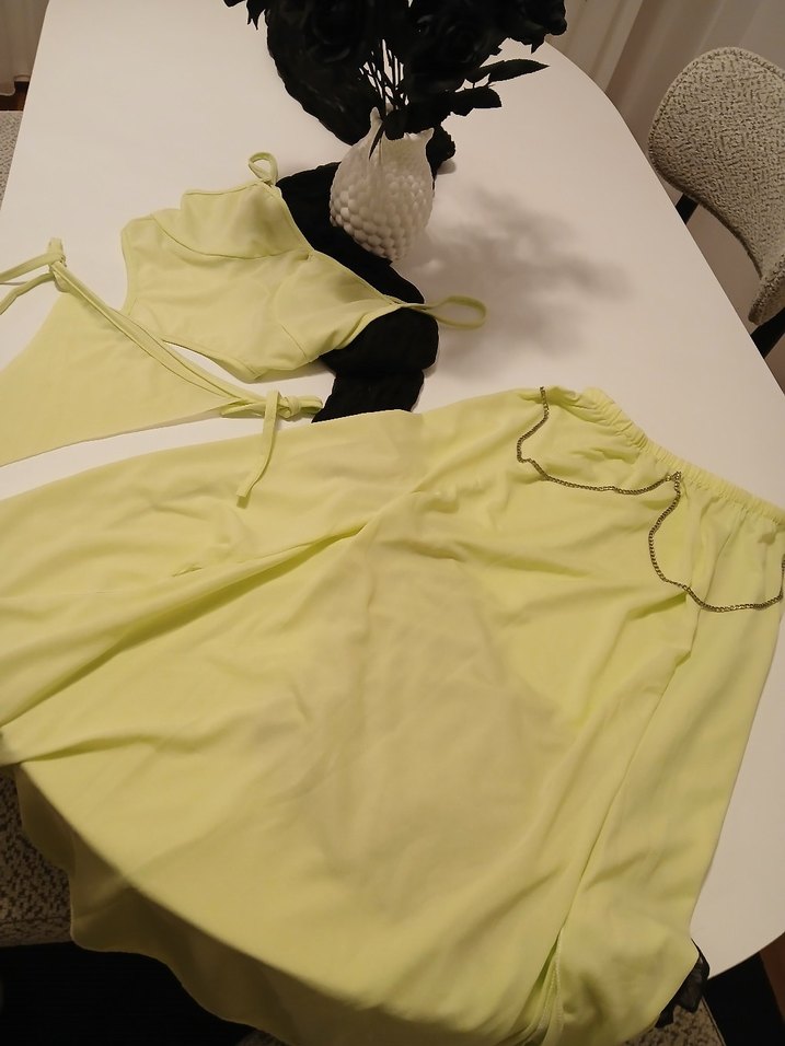 Sarı Gecelik - Görsel 3