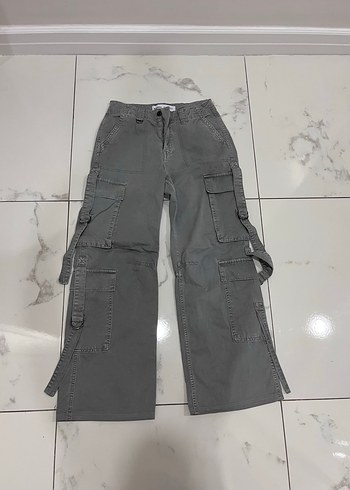 Gri Kemerli Bol Kesim Kadın Pantolon - Görsel 2