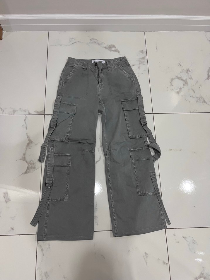 Gri Kemerli Bol Kesim Kadın Pantolon - Görsel 2