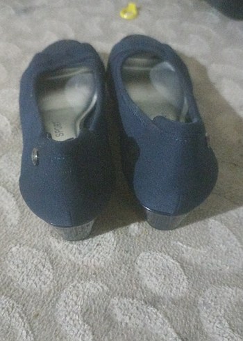 Siyah Süet Dolgu Topuklu Kadın Ayakkabı - Görsel 2