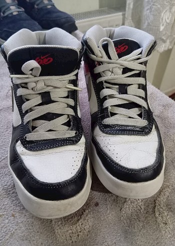 Beyaz Gri Dolgu Topuk Spor Ayakkabı - Görsel 3