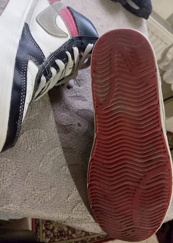 Beyaz Gri Dolgu Topuk Spor Ayakkabı - Görsel 4