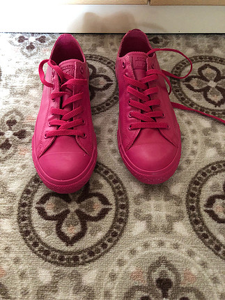 Converse Bayanayakkabı 