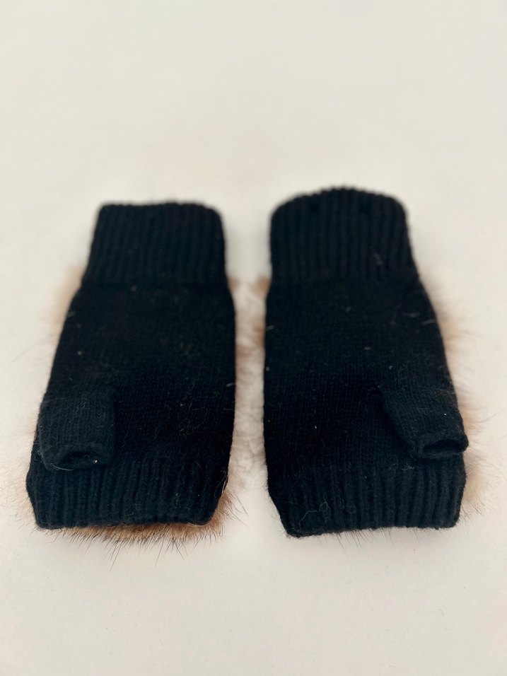 Gusto Marka Kahverengi Kürklü Siyah Trikolu Kadın Eldiven - Görsel 4