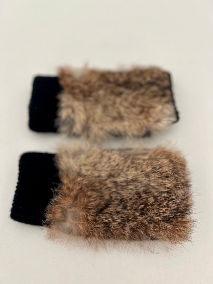 Gusto Marka Kahverengi Kürklü Siyah Trikolu Kadın Eldiven - Görsel 5