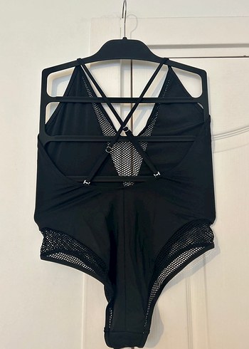 H&M Marka Siyah File Detaylı Kadın Mayo - Görsel 4