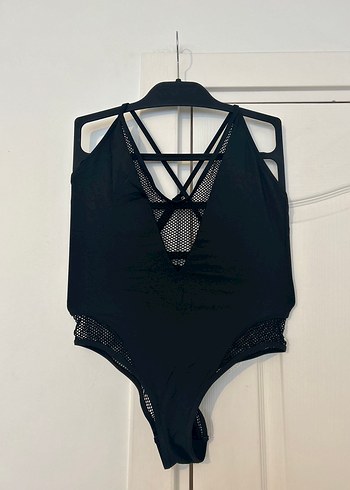 H&M Marka Siyah File Detaylı Kadın Mayo - Görsel 2