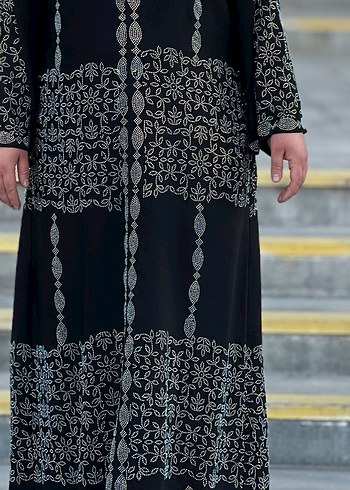 Boncuk İşlemeli Siyah Uzun elbise - Görsel 2