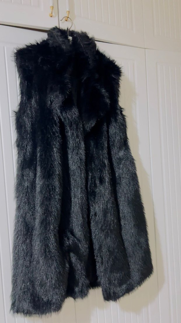 Siyah Kürk Detaylı Uzun Kadın Yelek - Görsel 2