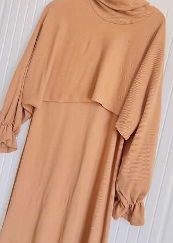 Bej Uzun Kollu Yüksek Yakalı Triko Elbise - Görsel 2