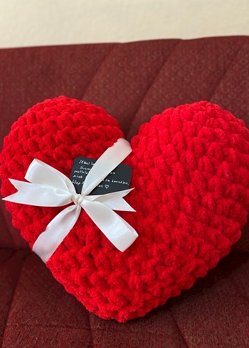 Kırmızı Kalp Yastık - Görsel 2